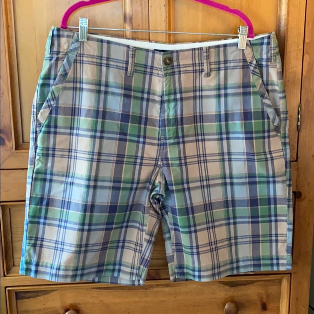 Tommy Hilfiger shorts, size 38